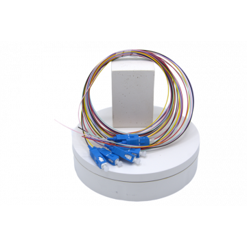 SC/upc Pigtail SM OS2 6 stuks 30mm gestript 2 meter