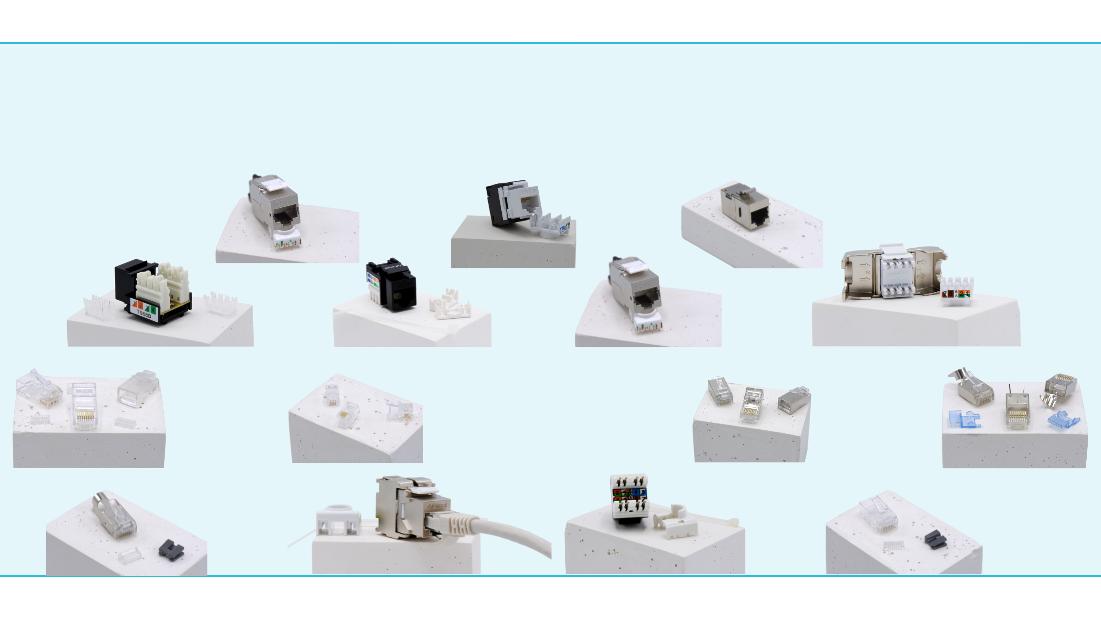Doorsteek RJ45 connector aansluiten en monteren Doorsteek RJ45 connector aangesloten op netwerkkabel